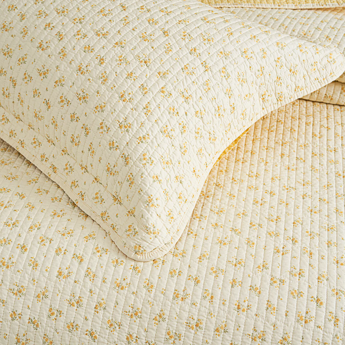 Belle Floral Cotton Quilt Set - Image 7