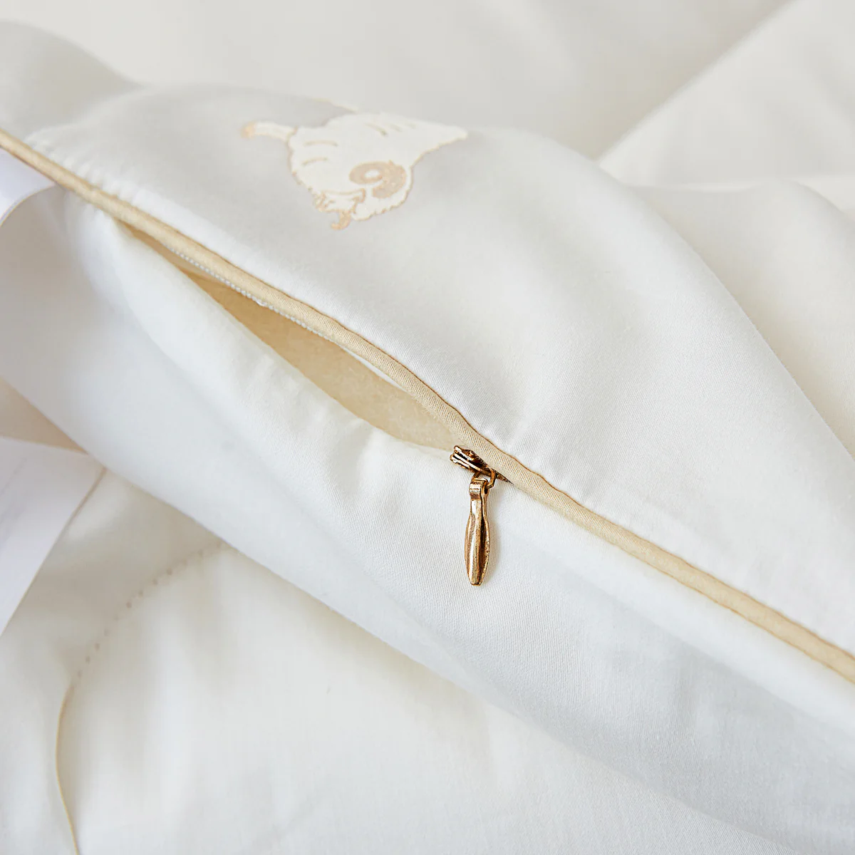 Fine Sheep Wool All Season Duvet Insert - Image 9
