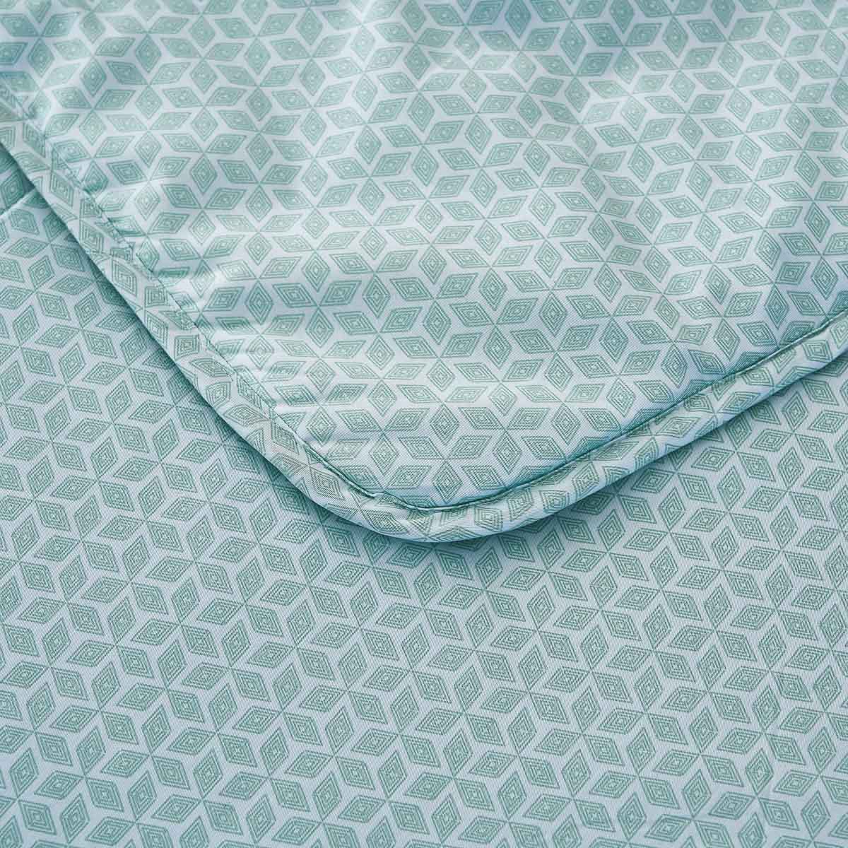 Lambda Milky Green Pattern Cotton Light Comforter - Image 7