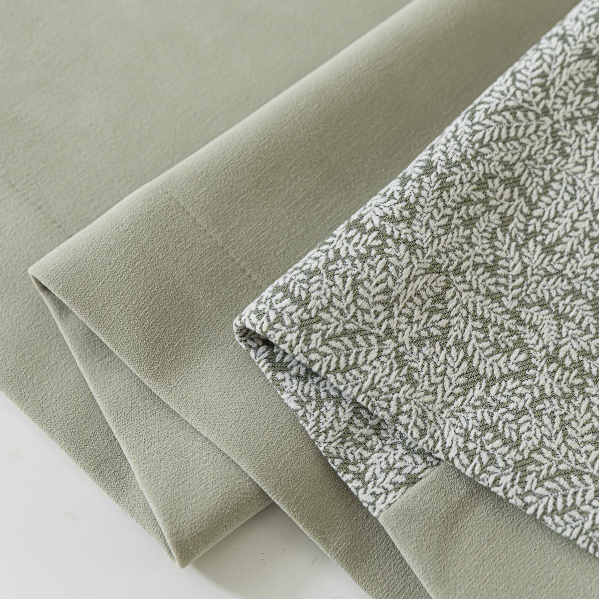 Verdure Leaf Jacquard Curtain - Image 3
