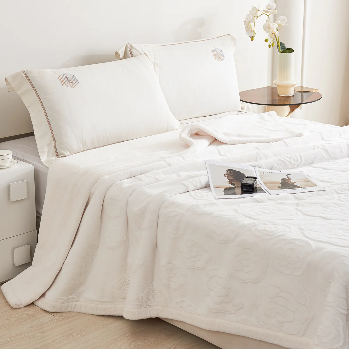 Whitney Luxe Faux Fur Winter Blanket - Image 4